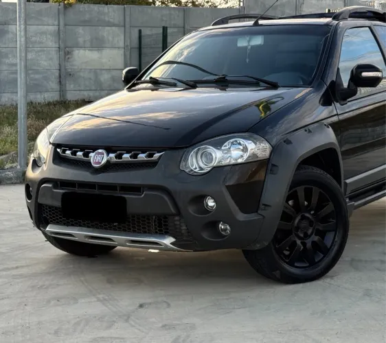 Fiat Strada Adventure1.8/ 1.8 Locker Flex CD 2014