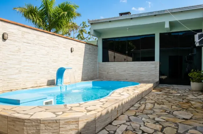 Casa com ar condicionado na praia - Matinhos-PR