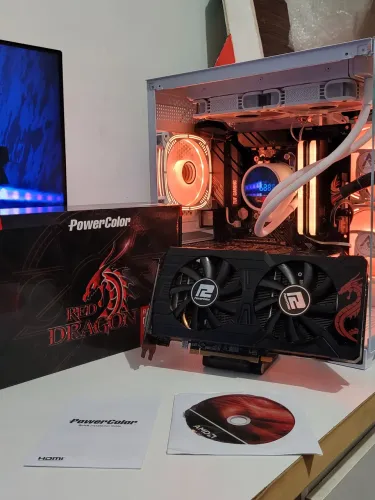 RX 570 4GB Powercolor C/Caixa e manuais - Funcionando perfeitamente | Excelente estado 