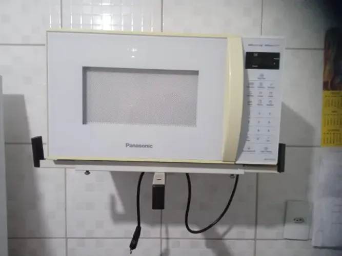 Micro-ondas Panasonic com Defeito - Para Conserto ou Peças