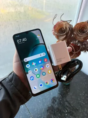 Poco C65 Cinza 256/8RAM