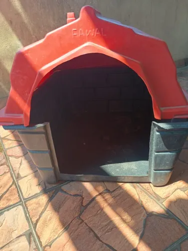Vendo casa de cachorro para cachorro médio e grande porte