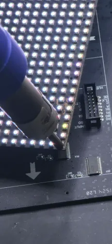 Manutenção painel de led... troca de pixels