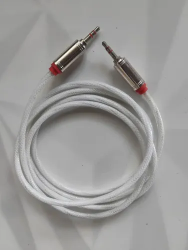 Cabo Auxiliar P2 Premium (3.5mm) - Alta Qualidade e Durabilidade