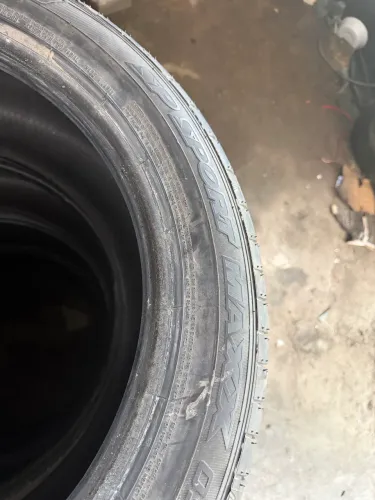 Pneus 255/50r19 Dunlop