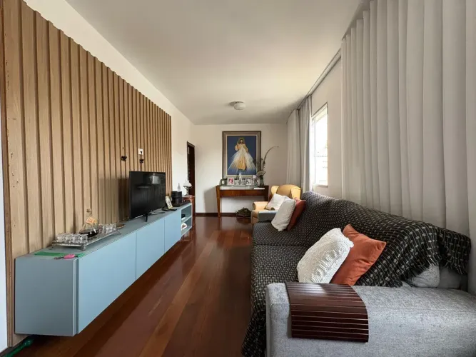 APARTAMENTO A VENDA, 04 QUARTOS, 02 VAGAS