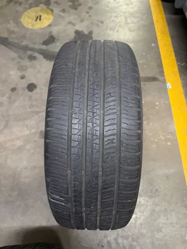 Pneu 245 45 20 Pirelli seminovo