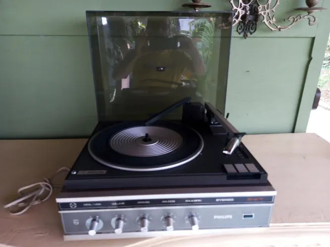 Toca Disco Phillips 547
