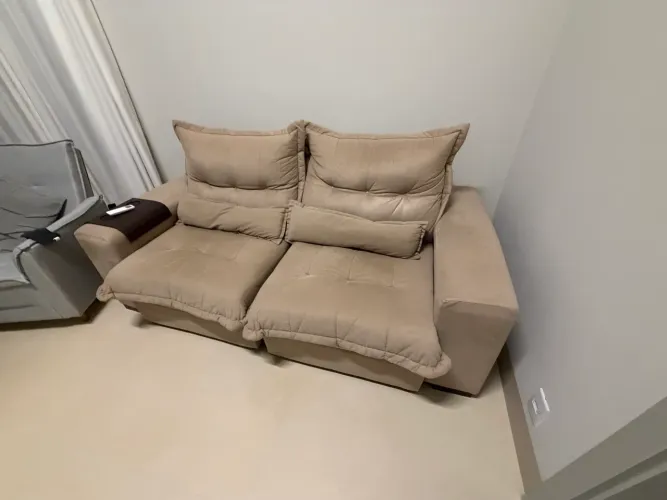 Vendo sofá retrátil