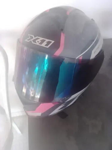 Capacete usado