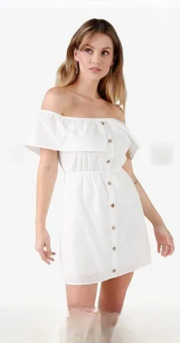 Vestido em  lese branco off-white  tam 42 ciganinha forrado cem por cento algodão coringa 