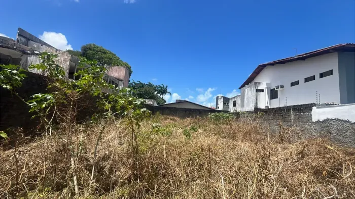 Imóvel para venda possui 450 metros quadrados em Capim Macio - Natal - RN