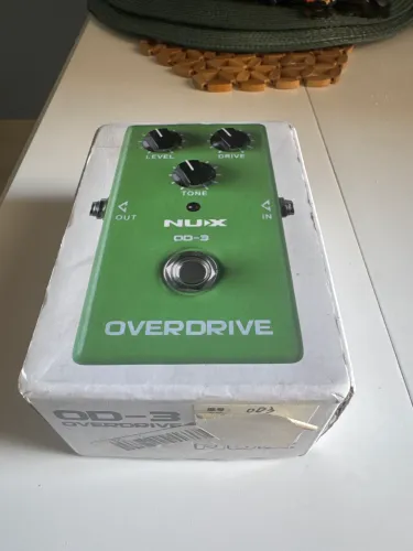 Pedal guitarra NUX Overdrive - em ótimas condições