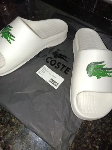 Papete lacoste usada