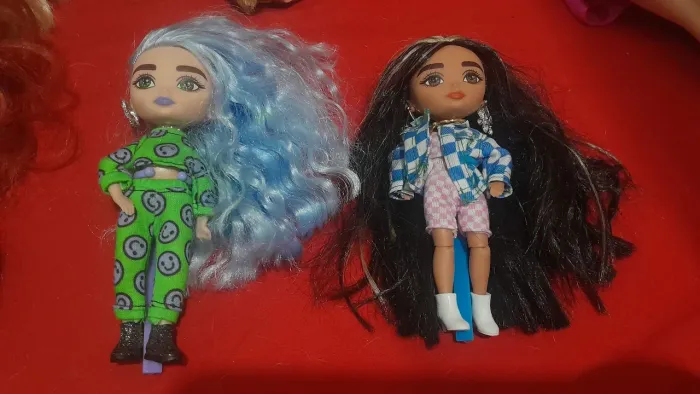 2 Bonecas Barbies mine