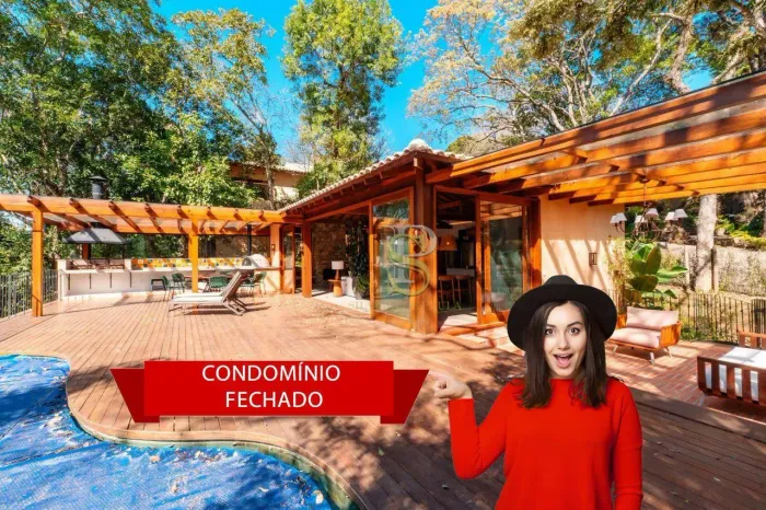 Casa de Campo A VENDA com Piscina Aquecida e Sauna no Clube da Montanha em Atibaia.