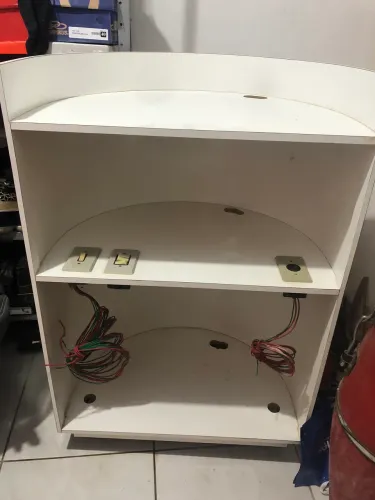 Balcão Curvo Branco / Recepção ou Atendimento com instalação elétrica 