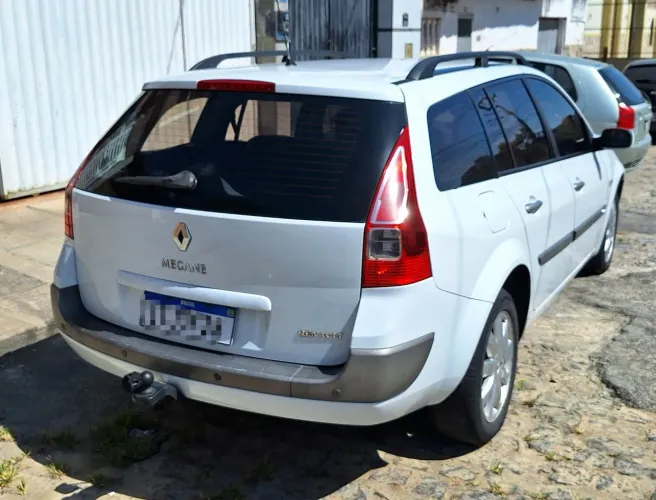 Renault Megane Grand Tour Dynam. Hi-flex 1.6 16V 2013
