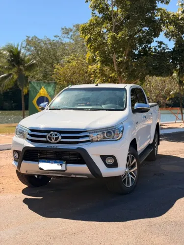 Toyota Hilux CD SRX 4X4 2.8 TDI 16V Diesel Aut. 2018