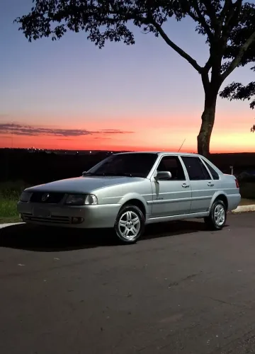 Volkswagen Santana 1.8 MI (álcool) 2004