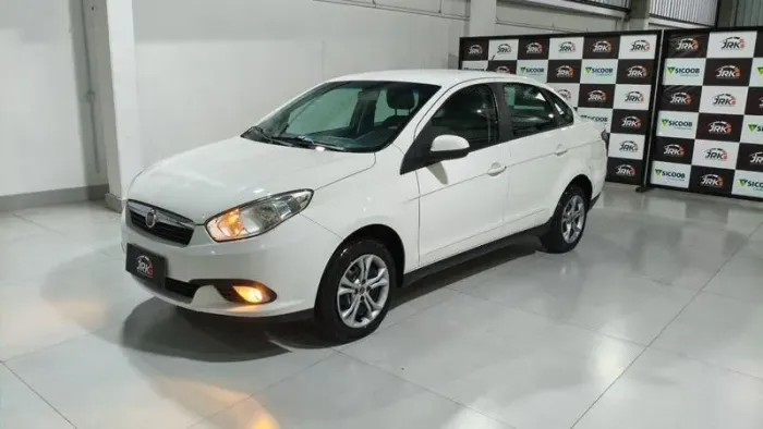Fiat Grand Siena Attrac. 1.4 EVO F.flex 8V 2015
