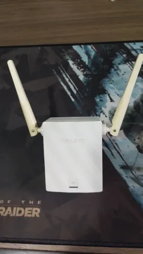 Repetidor de Sinal Wi-Fi 300Mbps TPLINK (TL-WA855RE)