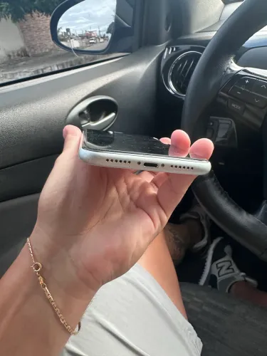 iPhone XR 128GB