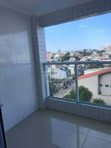 Apartamento de 56m² com 2 dormitórios e ampla varanda - Parque das Nações/Santo André