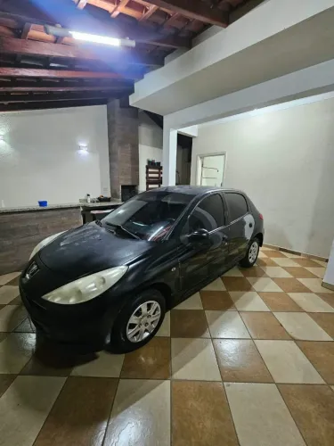 Peugeot 207 XR 1.4 Flex 8V 5P 2013