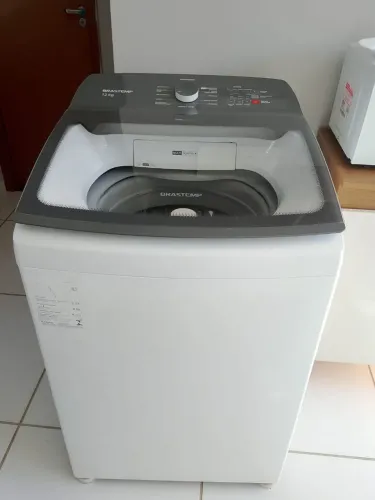Vendo máquina de lavar Brastemp 12 kg semi nova