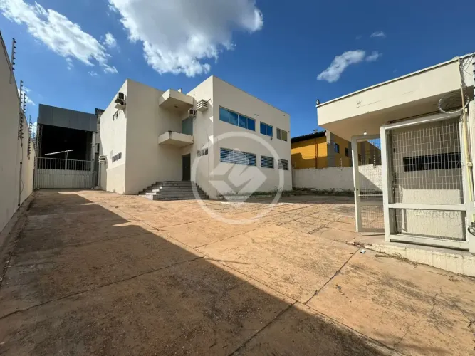 BARRACÃO COMERCIAL À VENDA AV. BEIRA RIO | CUIABÁ/MT codigo: 328617