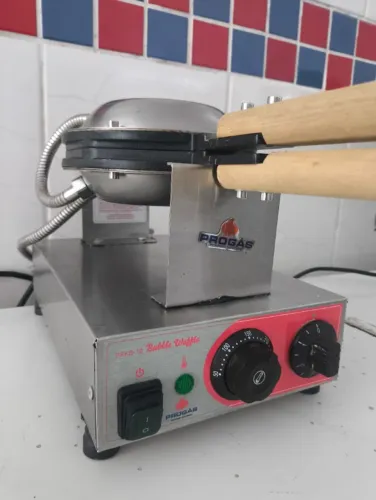 Máquina bubble waffle prógas 220V