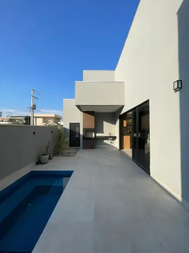 Casa para locação no Condomínio Florais dos parques / 3 suites / 164m² | MT - Cuiabá.