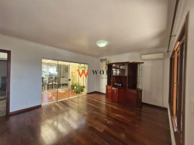 Casa com VIABILIDADE RESIDENCIAL E COMERCIAL (12 pavimentos) na Rua Afonso Pena, Estreito