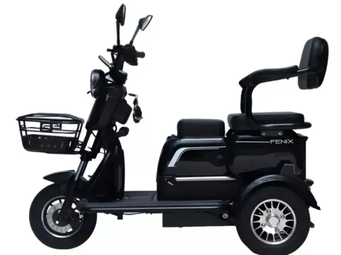 Triciclo eletrico 3 lugares