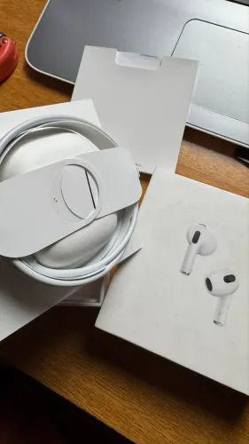 Fone AirPods geração 3