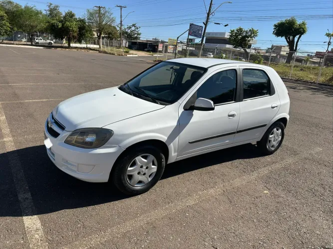 Chevrolet Celta Spirit/ LT 1.0 MPFI 8V Flexp. 5P 2015