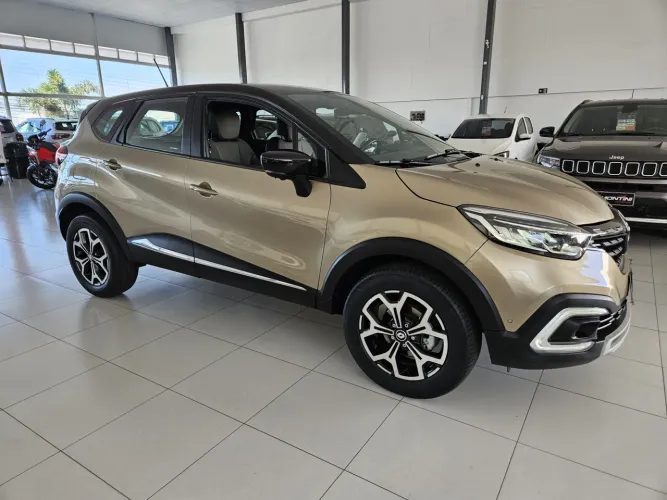 Renault Captur Iconic 1.3 TB 16V Flex 5P AUT 2022