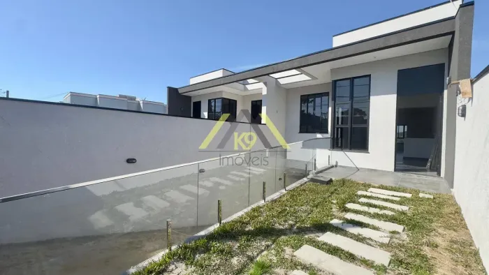 CASAS COM SUÍTE E VAGAS COBERTAS NO JARDIM PAULISTA EM CAMPINA GRANDE DO SUL