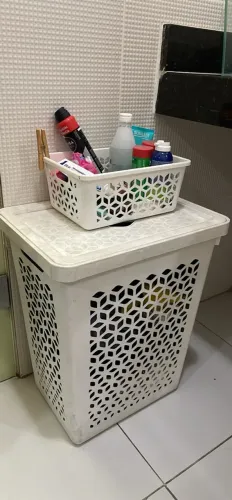 Kit cesto de roupa + cesto utilitário