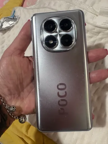 Xiaomi Poco X7 prata, praticamente novo