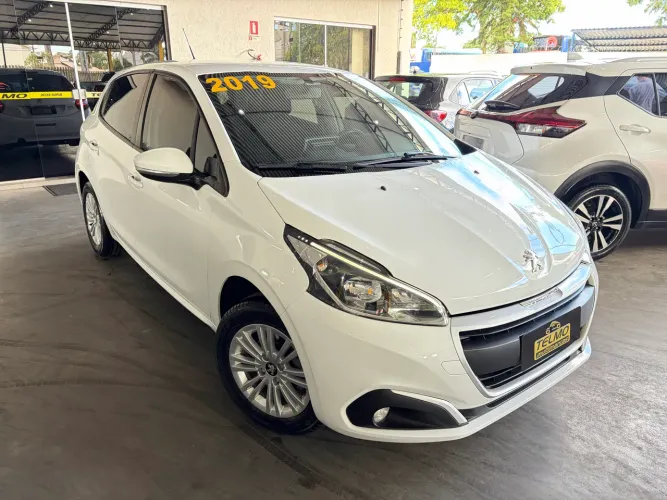 Peugeot 208 Active Pack 1.2 Flex 12V 5P Mec. 2019