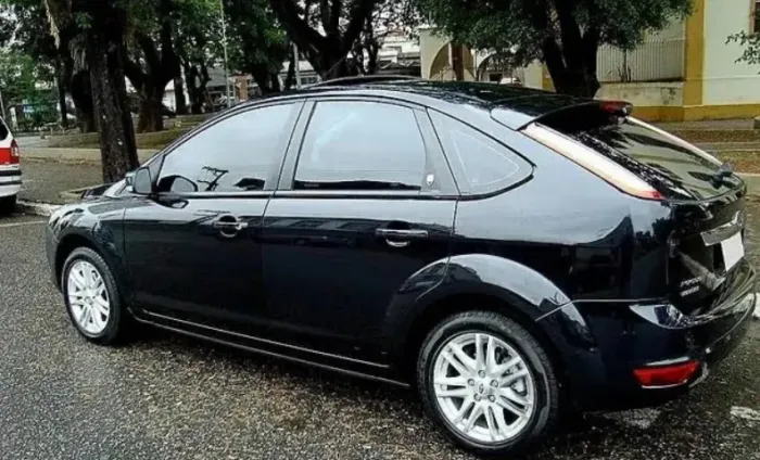 Ford Focus 1.6 S/se/se Plus Flex 8v/16v 5P 2009