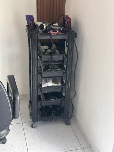 Carrinho auxiliar salão