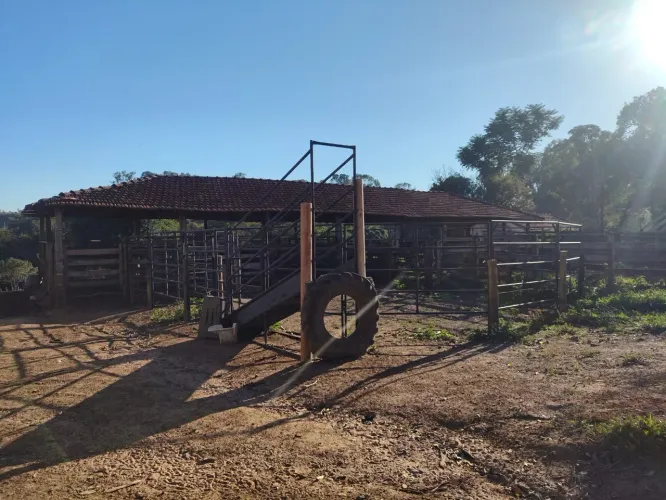 CURRAL MÓVEL 10x10 METROS À VENDA - PRONTO PARA O TRABALHO!