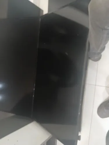 4 tv para retirada de peca um lg 55 p 2 samsug 55 e outra Samsung 40 p