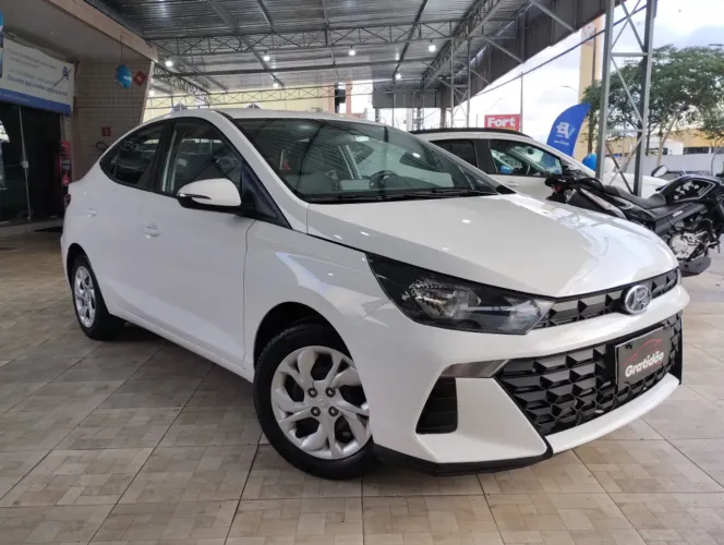 Hyundai HB20S Comfort Plus 1.0 Flex 12V Mec. 2025