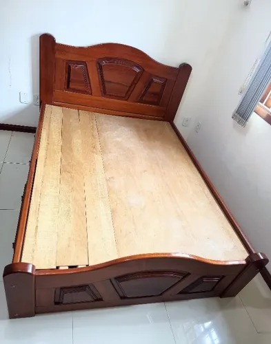 Cama de Casal em Madeira Maciça Guariúba com 4 Gavetas