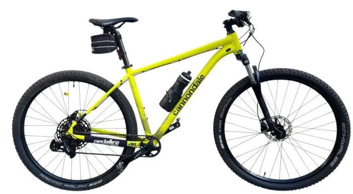CANNONDALE TRAIL 8, Ano 2021, Tam. 19, na cor AMARELO. ? Freios Hidráulicos Shimano MT20