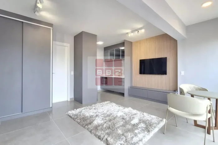 Studio para Locação na Vila Pompéia, São Paulo-SP: 1 Quarto, 1 Banheiro, 32m² de Área. Ven